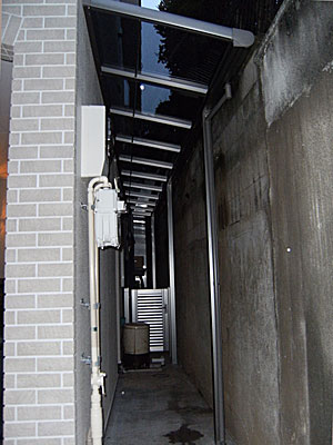 施工例0119−駐輪スペース屋根取り付け